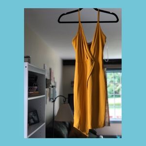 brand new honeybum yellow dress